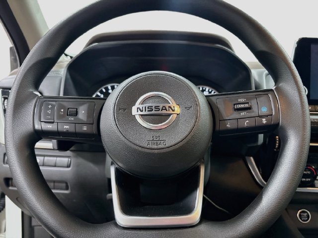Used 2021 Nissan Rogue SV AWD/4WD image 12