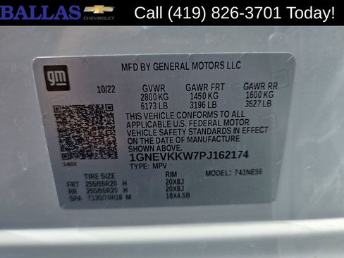 Used 2023 Chevrolet Traverse Premier AWD/4WD image 35
