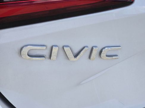 Used 2023 Honda Civic EX-L image 11