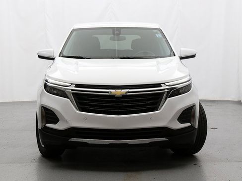 Used 2024 Chevrolet Equinox LT w/ LPO, Floor Liner Package image 5