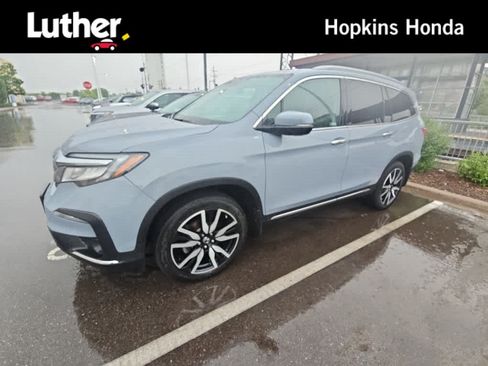 Used 2022 Honda Pilot Touring image 1