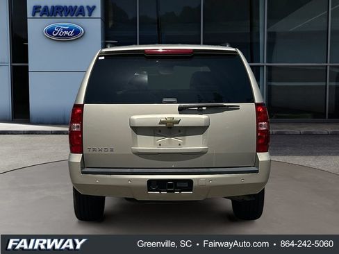 Used 2007 Chevrolet Tahoe LTZ w/ LTZ Preferred Equipment Group RWD image 6