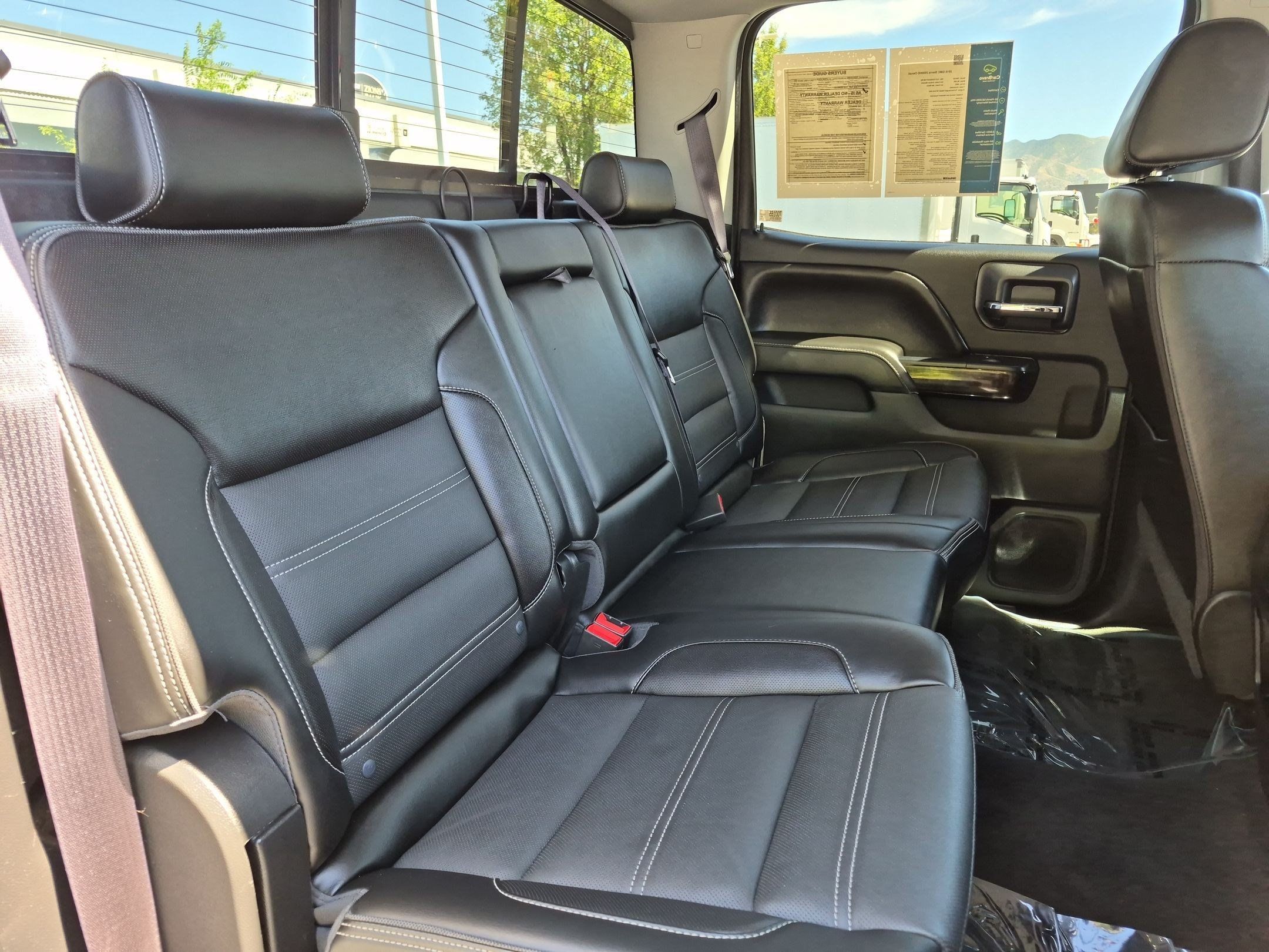 Used 2016 GMC Sierra 2500 Denali w/ Duramax Plus Package AWD/4WD image 29
