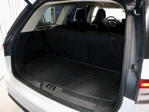 Used 2020 Lincoln Aviator Reserve w/ Equipment Group 201A image 16