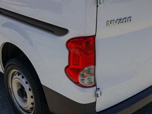 Used 2021 Nissan NV200 S w/ Back Door Glass Package FWD image 7