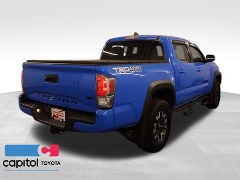 Certified 2020 Toyota Tacoma TRD Off-Road w/ TRD Premium Off Road Package AWD/4WD image 3