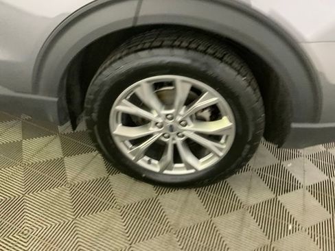Used 2021 Ford Explorer Limited w/ Equipment Group 301A RWD image 39