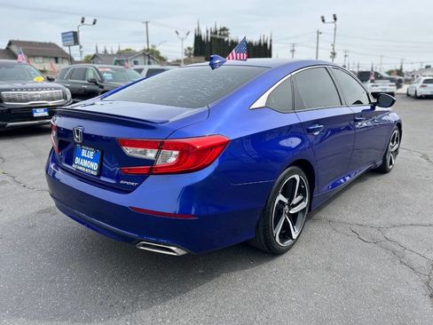 Used 2018 Honda Accord Sport image 6