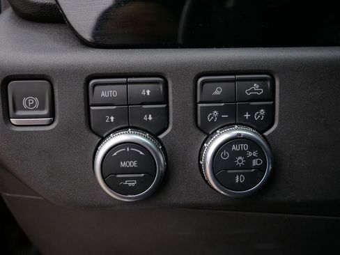 Used 2022 GMC Sierra 1500 SLT w/ SLT Premium Plus Package image 23