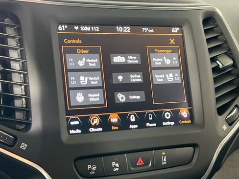 Used 2023 Jeep Cherokee Altitude Lux w/ Lux Elite Package AWD/4WD image 20