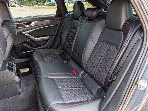 Used 2021 Audi RS 6 w/ Executive Package AWD/4WD image 18