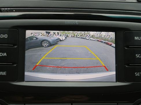 Used 2017 Kia Forte LX w/ LX Popular Package image 9