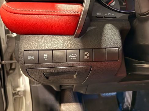 Used 2021 Toyota Camry XSE image 15