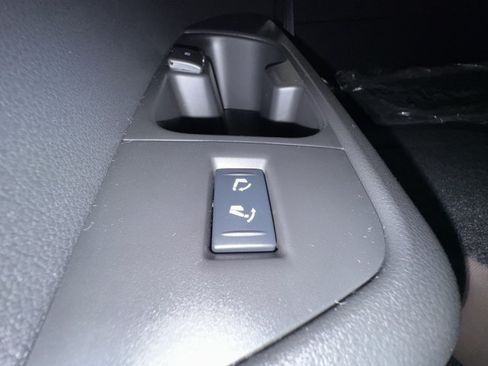 New 2026 Nissan Armada SL w/ Captain's Chari Seat Package AWD/4WD image 15