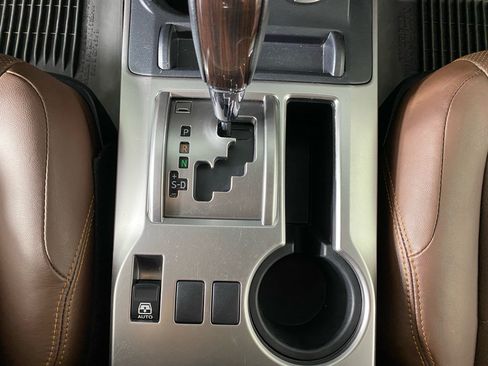 Used 2019 Toyota 4Runner Limited AWD/4WD image 27