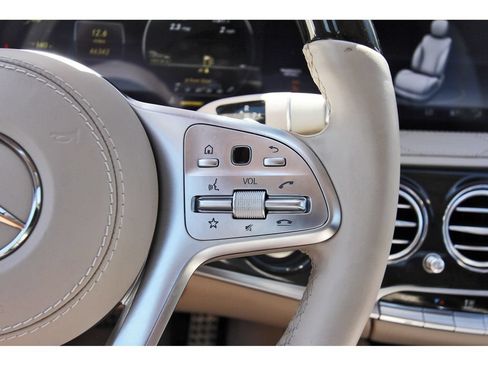 Used 2019 Mercedes-Benz S 560 Sedan image 19