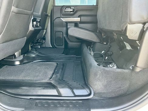 Used 2022 GMC Sierra 2500 AT4 w/ AT4 Premium Plus Package image 28