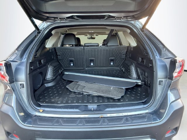 Certified 2025 Subaru Outback Limited AWD/4WD image 30