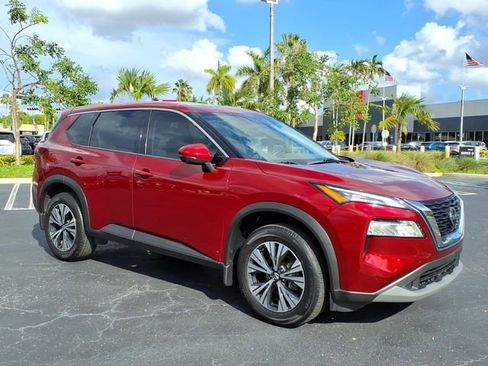 Used 2021 Nissan Rogue SV FWD image 16