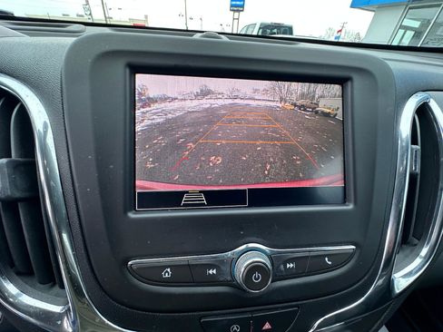 Used 2023 Chevrolet Equinox LT image 17