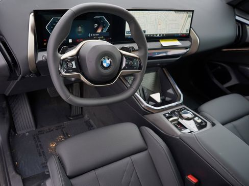 Used 2025 BMW X3 xDrive30i w/ Premium Package image 12