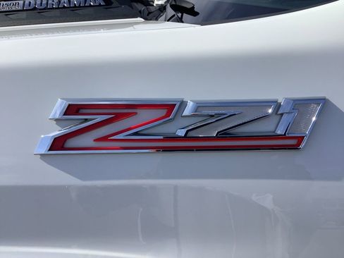 Used 2024 Chevrolet Silverado 2500 LT image 9