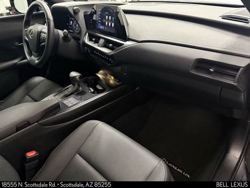 Used 2024 Lexus UX 250h F Sport image 29