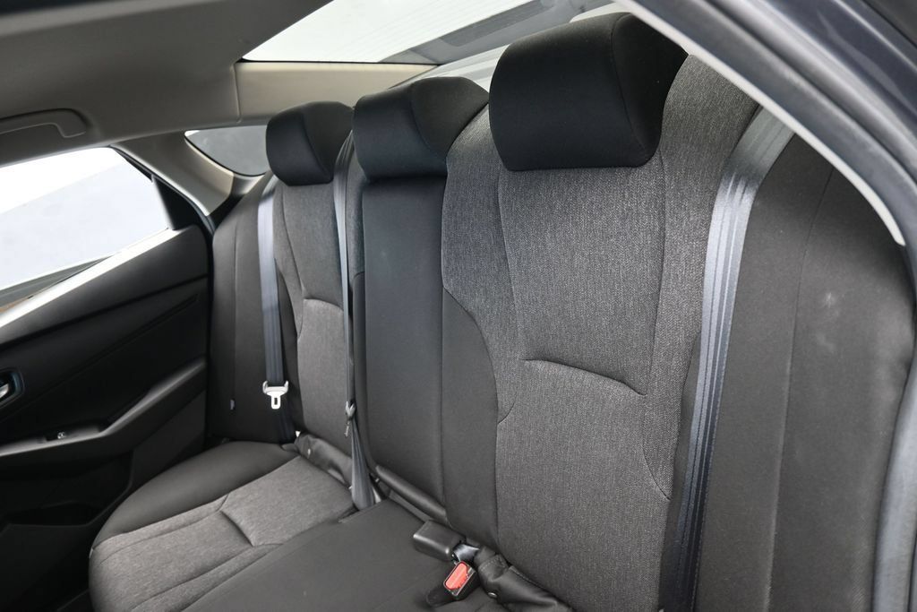 Used 2025 Honda Accord LX image 31