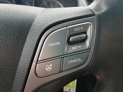 Used 2014 Hyundai Santa Fe Sport AWD/4WD image 24