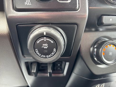 Used 2016 Ford F150 XLT w/ Equipment Group 302A Luxury AWD/4WD image 35