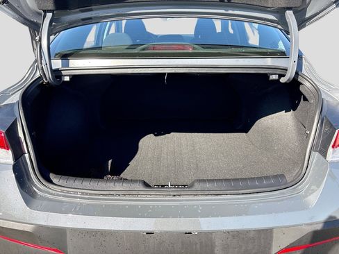 Used 2024 Hyundai Elantra SEL FWD image 23