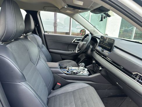 Used 2025 Mitsubishi Outlander SE AWD/4WD image 10