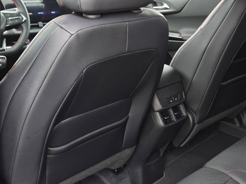 New 2026 Chevrolet Equinox RS w/ Convenience Package III FWD image 19