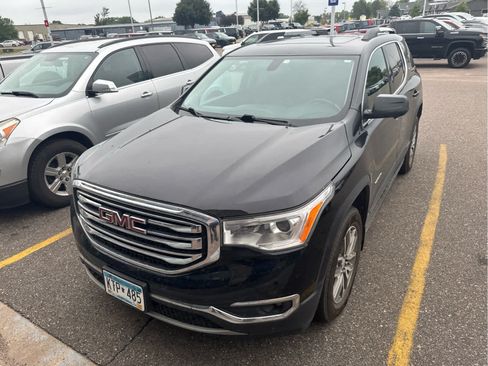 Used 2018 GMC Acadia SLE AWD/4WD image 2