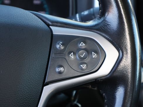 Used 2022 Chevrolet Colorado LT w/ Fleet Safety Package image 12