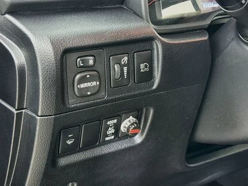 Used 2021 Toyota 4Runner SR5 Premium w/ Moonroof Package AWD/4WD image 10