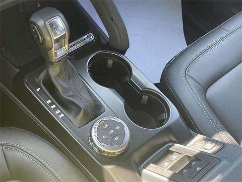 New 2025 Ford Bronco Badlands image 22