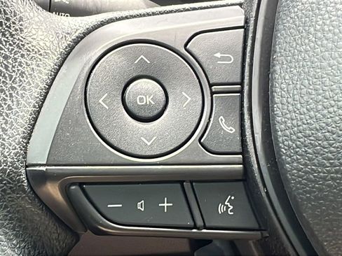 Used 2024 Toyota Corolla Cross AWD Hybrid image 22