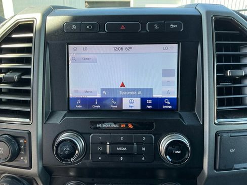 Used 2020 Ford F150 Raptor w/ Equipment Group 802A Luxury image 26