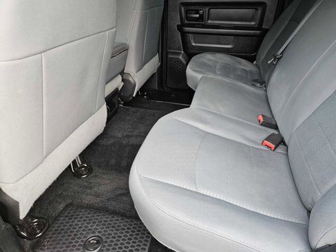 Used 2016 RAM 1500 Express image 28