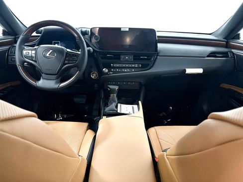 New 2025 Lexus ES 350 Ultra Luxury image 6
