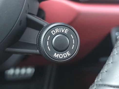 Certified 2022 Porsche 911 Turbo S image 27