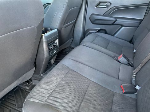 Used 2023 GMC Canyon Elevation w/ Convenience Package AWD/4WD image 12