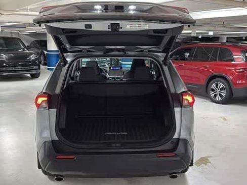 Used 2025 Toyota RAV4 XLE w/ Convenience Package AWD/4WD image 31