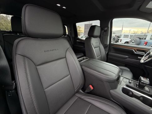 Used 2023 GMC Sierra 1500 Denali image 30