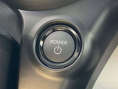 New 2026 Toyota Sienna XLE image 23