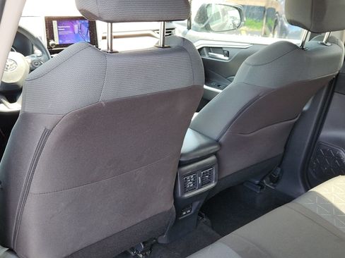 Certified 2025 Toyota RAV4 XLE FWD image 22