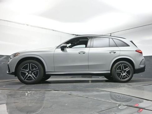 Used 2026 Mercedes-Benz GLC 300 GLC 300 image 38