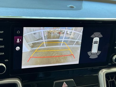 Used 2023 Kia Sorento EX w/ Panoramic Sunroof Package FWD image 22
