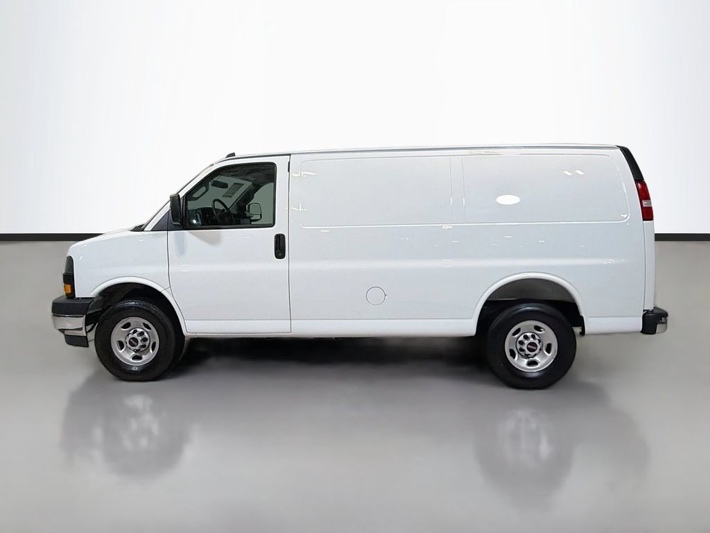 Used 2025 GMC Savana 2500 w/ Driver Convenience Package RWD image 6
